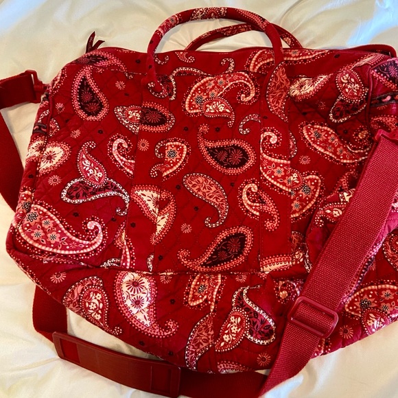 LARGE VERA BRADLEY RED MESA CARRY-ON TRAVEL BAG